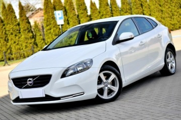 Volvo V40 II Hatchback 1.6 D2 115KM 2013 Volvo V40 1,6Hdi 115KM Digital Kamera Navi