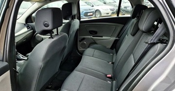 Renault Megane III Grandtour 1.6 16v 100KM 2010 Renault Megane 1.6 16V benzyna NISKI PRZEBIEG klimatyzacja super OKAZJA, zdjęcie 33