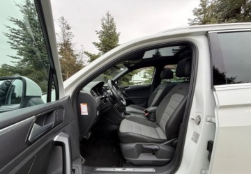 Volkswagen Tiguan II SUV 2.0 TSI BlueMotion Technology 220KM 2017 Volkswagen Tiguan Volkswagen Tiguan 2.0 Benzyna 220KM, zdjęcie 15