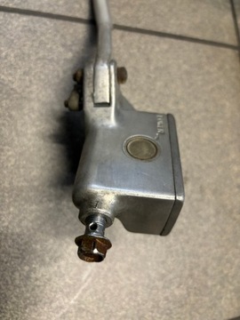 Suzuki Intrumer VS 700 Главный тормозной цилиндр передний