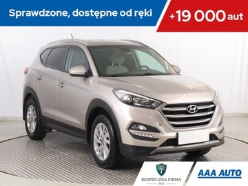 Hyundai Tucson III SUV 1.6 GDI 132KM 2016 Hyundai Tucson 1.6 GDI, Salon Polska