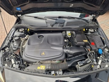 Mercedes Klasa A W176 Hatchback 5d Facelifting 180 122KM 2016 Mercedes A 180 1.6 Benzyna Kamera, zdjęcie 39