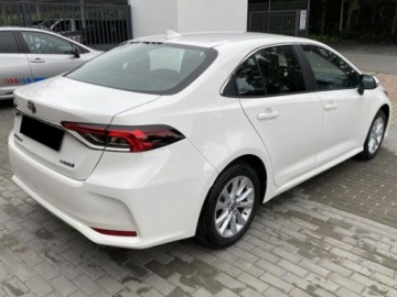 Toyota Corolla XII Sedan Facelifting 1.8 Hybrid 140KM 2025 Od ręki - Comfort 1.8 Hybrid 140KM | Tempomat adaptacyjny!, zdjęcie 2