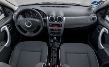 Dacia Logan I MCV 1.6 84KM 2012 Dacia Logan Dacia Logan 1.6 Ambiance 1.6 Benzyna 84KM, zdjęcie 17