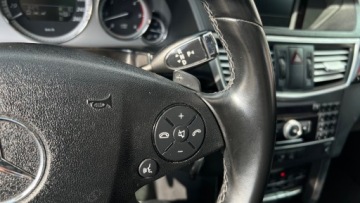 Mercedes Klasa E W212 Kombi 300 CDI BlueEFFICIENCY 231KM 2011 Mercedes-Benz Klasa E Bardzo ladny stan . 3,0 CDI Automat Pneomatyka 3.0, zdjęcie 32