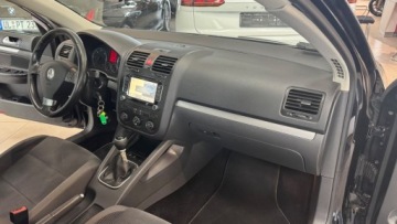 Volkswagen Jetta V 1.9 TDI 105KM 2008 Volkswagen Jetta Po wymianie rozrzadu 1.9 Diesel 105KM, zdjęcie 34
