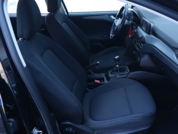 Ford Focus IV Hatchback 1.0 EcoBoost 125KM 2019 Ford Focus 1.0 EcoBoost, Salon Polska, zdjęcie 8