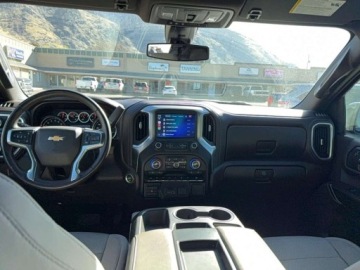 Chevrolet Silverado II 2021 Chevrolet Silverado 2021 CHEVROLET SILVERADO K1500 LT 5.3 Benzyna 355KM, zdjęcie 5