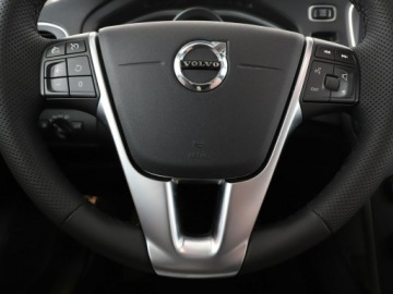 Volvo V40 II 2018 Volvo V40 Momentum kamera navi grzane fotele LED, zdjęcie 20