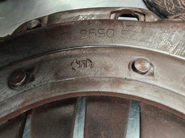 VW PASSAT B7 1.6 TDI TARCZA DOCISKOWA DOCISK TARCZ