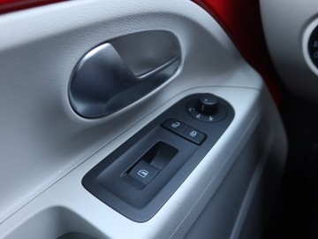 Volkswagen up! Hatchback 5d 1.0 MPI 75KM 2012 VW Up! 1.0 MPI, Klima, Tempomat, Parktronic, zdjęcie 15