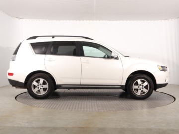 Mitsubishi Outlander II 2.0 MIVEC 147KM 2011 Mitsubishi Outlander 2.0, Salon Polska, zdjęcie 5