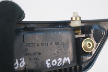 РУЧКА ВНУТРЕННЯЯ ПЕРЕДНЯЯ ПРАВАЯ MERCEDES W203