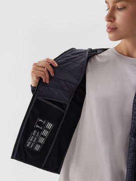 КУРТКА ЖЕНСКАЯ 4F ТРЕККИНГОВАЯ КУРТКА PRIMALOFT С КАПЮШОНОМ LIGHT M