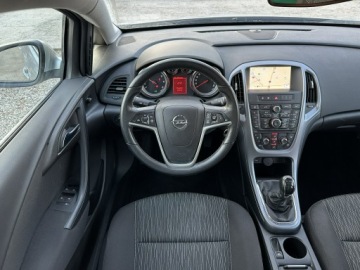 Opel Astra J Sedan 1.6 CDTI ecoFLEX 110KM 2015 Opel Astra Nawigacja/ Zamiana/ Kredyt, zdjęcie 15