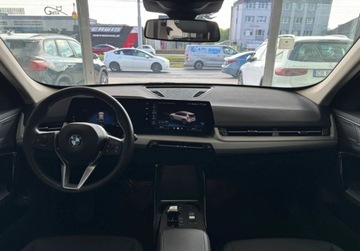 BMW X1 U11 Crossover 1.5 18i 136KM 2023 BMW X1 nowy model, skora perforowana 1.5 Benzyna 136KM, zdjęcie 15