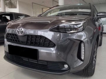 Toyota 2025 Od ręki - Style 1.5 Hybrid 130KM | Podgrzewane fotele!, zdjęcie 1