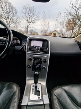 Volvo XC60 I SUV 2.0 T5 240KM 2011 Czarne Volvo XC60 2.0T Benzyna 240PS FULL, zdjęcie 25