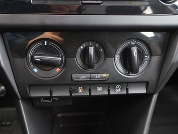 Skoda Rapid II Liftback Facelifting 1.0 TSI 110KM 2019 Skoda Rapid 1.0 TSI, Salon Polska, Serwis ASO, zdjęcie 11