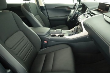 Lexus NX I SUV Facelifting 300 238KM 2019 Lexus NX 300t, Salon Polska, 1. Właściciel, zdjęcie 6