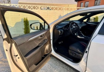 Lexus NX I SUV 300h 197KM 2016 Lexus NX Lexus NX 300h F Sport AWD 2.5 Hybryda 197KM, zdjęcie 33