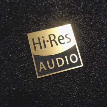 HiRes Audio naklejka LOGO wypukłe złote 20x20mm