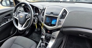 Chevrolet Cruze Kombi 1.4T DOHC 140KM 2013 Chevrolet Cruze BENZYNA NAWIGACJA niski przebieg super okazja POLECAMY, zdjęcie 38