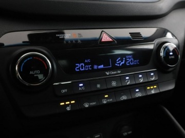 Hyundai Tucson III SUV 1.6 T-GDI 177KM 2016 Hyundai Tucson 4x4 177KM navi grzane fotele hak, zdjęcie 25