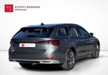 Skoda Octavia IV Kombi 2.0 TDI SCR 200KM 2022 Skoda Octavia 2.0TDI 200KM 4x4 Scout Matrix Hak ACC Ambiente Head-Up Kamer, zdjęcie 4