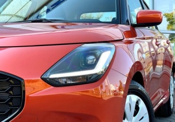 Suzuki Swift VII 1.2 DualJet mild Hybrid 82KM 2026 Suzuki Swift 2026 Premium 1.2 mild Hybrid 5MT Flame Orange Pearl 1.2 83KM, zdjęcie 2