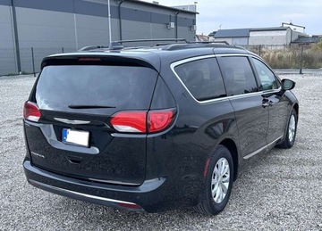 Chrysler Pacifica II 2017 Chrysler Pacifica 3.6 BENZ 287 KM 7 OSOB 2017r Warszawa 3.6 Benzyna, zdjęcie 4