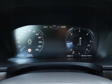 Volvo V90 II Kombi 2.0 D4 190KM 2018 Volvo V90 Cross Country D4 2.0 AWD, 187 KM, 4X4, zdjęcie 10