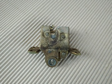 Zamek tył tylnej klapy Opel Ascona C HB 90124334