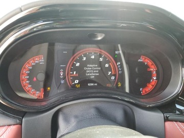 Dodge Durango III 2023 Dodge Durango SRT Hellcat 2023 6.2l 6.2 Benzyna 710KM, zdjęcie 9