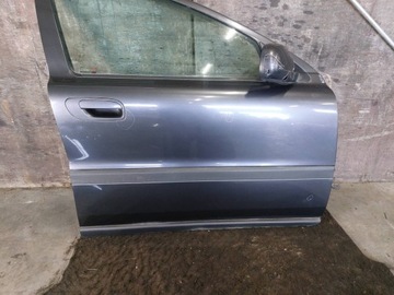 DVEŘE KOMPLETNÍ PRAVÝ PŘEDNÍ VOLVO S60 I 2002R