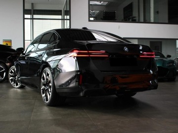 BMW Seria 5 G90-91 Touring 2.0 520d 197KM 2025 BMW Seria 5 520d xDrive Sport Sedan 2.0 (197KM) 2025, zdjęcie 4