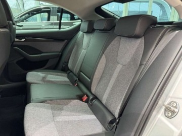 Skoda Octavia IV Liftback 1.5 TSI EVO 150KM 2024 Skoda Octavia Selection Pakiet Light View Plus ACC Kamera cofania FV23, zdjęcie 11