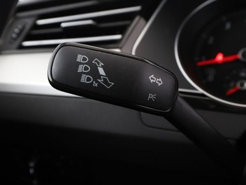 Volkswagen Passat B8 Variant 1.4 TSI BlueMotion Technology ACT 150KM 2016 Volkswagen Passat klima auto navi grzane fotele, zdjęcie 32