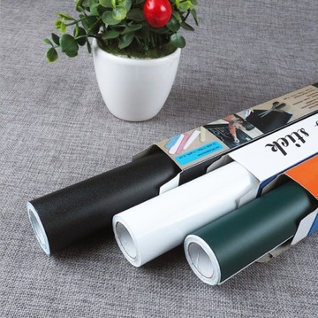 БОЛЬШАЯ ЧЕРНАЯ САМОКЛЕЯЩАЯСЯ ДОСКА НА СТЕНЕ