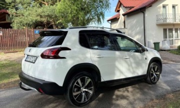 Peugeot 2008 I SUV Facelifting 1.2 PureTech 110KM 2018 Peugeot 2008 Peugeot 2008 PureTech 110 StopampStart Crossway 1.2 Benzyna, zdjęcie 6