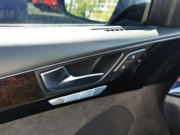 Audi A8 D4 2012 Audi A8 L Quattro 2012 Black 4.2L V8*Dokumentacja pochodzeniowa*Automat D4, zdjęcie 20