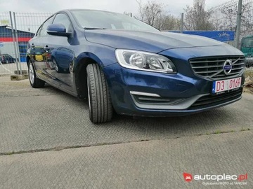 Volvo S60 II 2014 Volvo S60 II 2.0 D3 5 cylindrowy, moc 190 KM, 490 Nm, zdjęcie 4