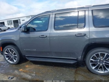 Jeep Wagoneer II 2022 Jeep Wagoneer 2022 Series II 4X4 5.7 Benzyna 392KM, zdjęcie 2