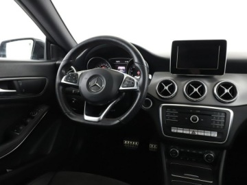 Mercedes CLA C118/X118 2019 Mercedes CLA 180 AMG, Automat, Kamera, Panorama,, zdjęcie 15