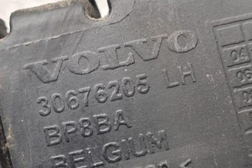 LEVÝ VÝZTUHA ZADNÍHO NÁRAZNÍKU VOLVO S40 II (MS) 30676205 2.0L DIESEL 100KW