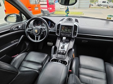 Porsche Cayenne II SUV Facelifting 4.2 D 385KM 2016 PORSCHE CAYENNE (92A) 4.2 S Zadbany, zdjęcie 9