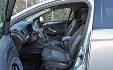 Ford Mondeo IV Kombi 2.0 Duratorq TDCi DPF 140KM 2011 Ford Mondeo SW 2,0TDCI Lift Salon PL Bezwypadkowy 2.0 Diesel 140KM, zdjęcie 6