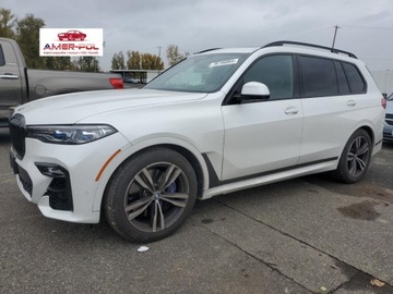 BMW X7 2021 BMW X7 M50i, 2021r., 4x4, 4.4L 4.4 Benzyna 523KM