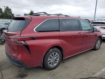 Toyota Sienna III 2022 Toyota Sienna 2022r., 4x4, 2.5L, zdjęcie 3