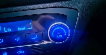 Hyundai i20 II Active 1.4 CRDi 90KM 2016 Hyundai i20 Euro 6. 2016r. Cupe klimatyzacja solardach diesel 1.4 Diesel, zdjęcie 29